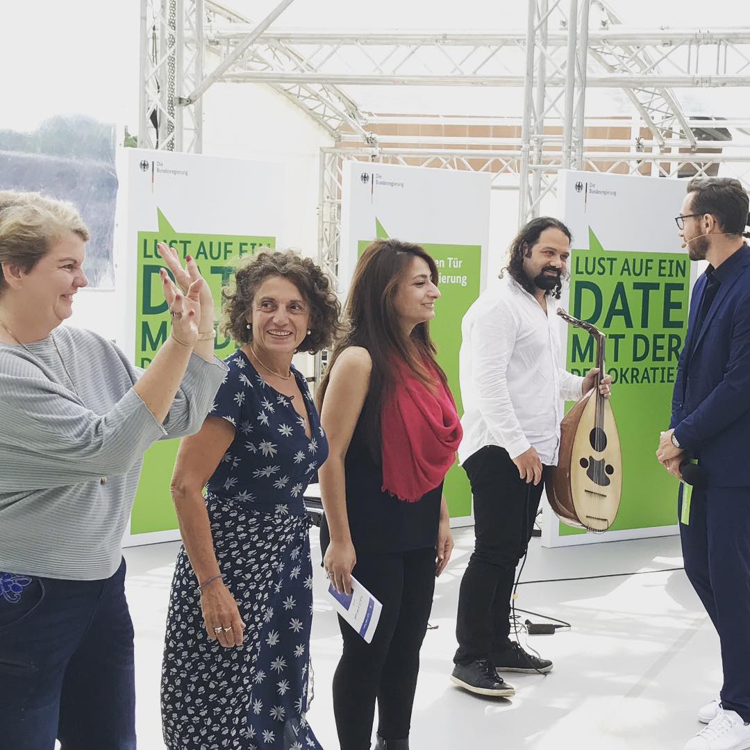 Finale und Applaus im #bundeskanzleramt mit #adrianaaltaras, @widad_nabi, @wassimmukdad und @ineskappert #weiterschreiben #heinekomm